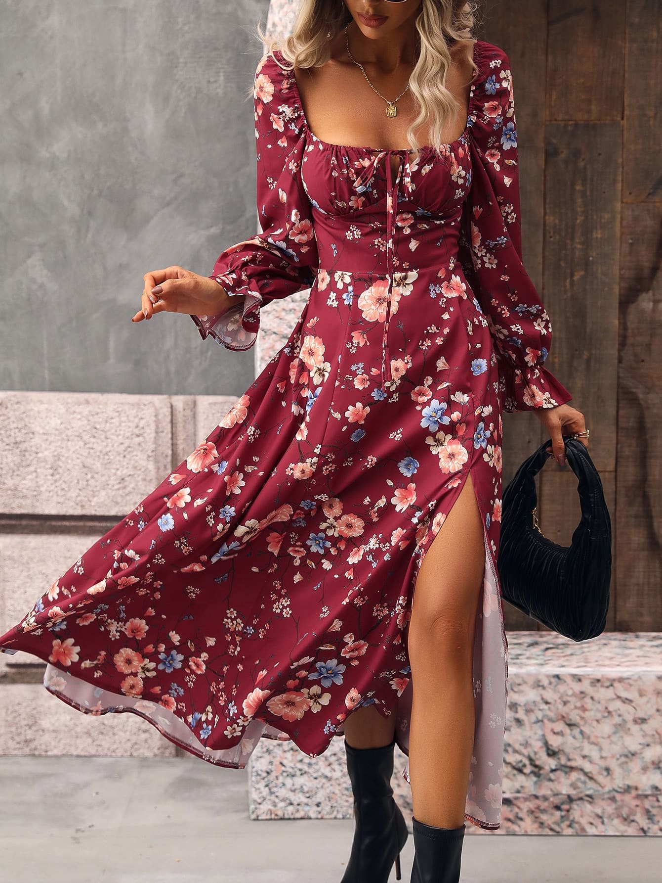 Vestido Midi Floral Decotado Manga longa Fenda vermelho vinho