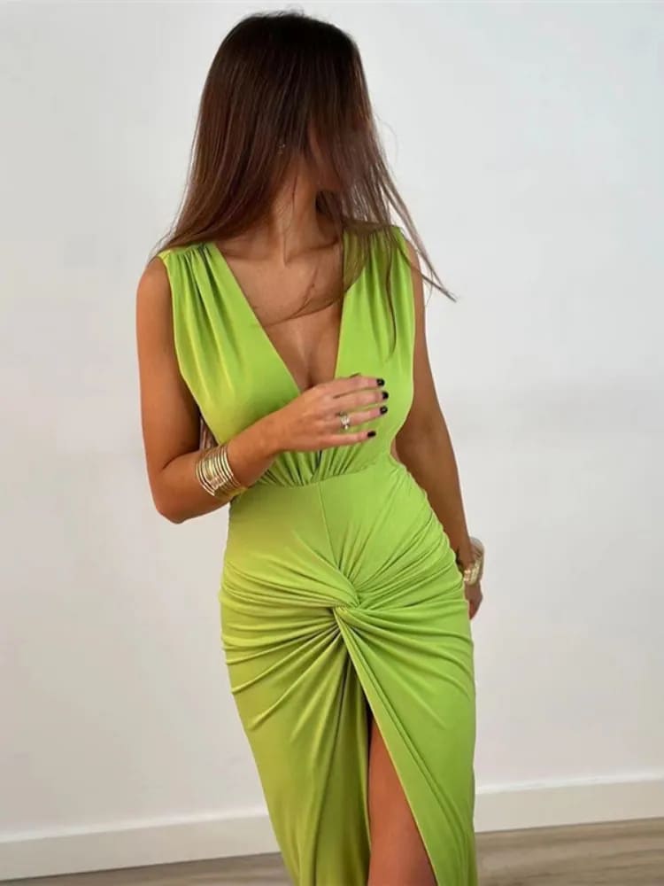 Vestido Longo Nozinho Costas Nuas Decote Profundo verde saída de praia