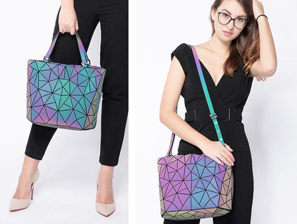 Bolsa Geométrica Holográfica de Ombro Issey Miyake - Loja Style Me