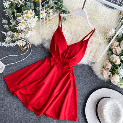 Vestido de Festa Curto Acinturado Alcinha, Vermelho